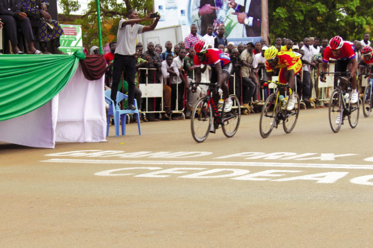 Grand prix de la CEDEAO, 5e édition Yacouba Yaméogo, vainqueur au sprint Grand prix de la CEDEAO, 5e édition Yacouba Yaméogo, vainqueur au sprint