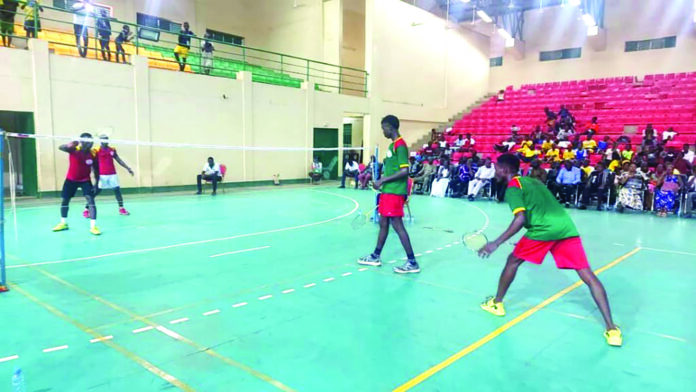 Badminton