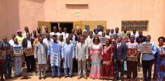 Cercle d’excellence du post-primaire et du secondaire : des prix décernés aux plus méritants.