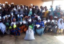 Appui aux ménages vulnérables : L’AMR soutient des femmes de Bassi pour des AGR