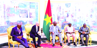 Audience présidentielle : Le président de la FIFA chez Roch Marc Christian Kaboré