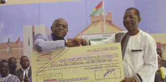 Contribution à l’effort de guerre: les députés «rebelottent» avec 127 millions F CFA