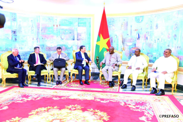 Présidence du G5 Sahel: l’UE confirme son soutien au président du Faso