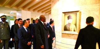 Voyage présidentiel en Turquie : Roch Kaboré rend hommage à Mustafa Kemal Atatürk