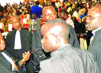 Procès du putsch : les plaidoiries repoussées au 23 avril prochain