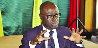 Délivrance de passeports et de CNIB