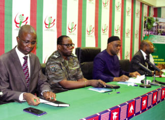 Monde des affaires: A la recherche de solutions aux problèmes du secteur