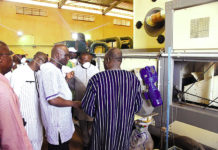 Le ministre de l’Agriculture à Bobo-Dioulasso : Salif Ouédraogo visite NAFASO et le CAP de Matourkou