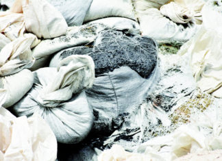 Déchets miniers à ciel ouvert à Kari : les populations s’inquiètent, Endeavour mining rassure