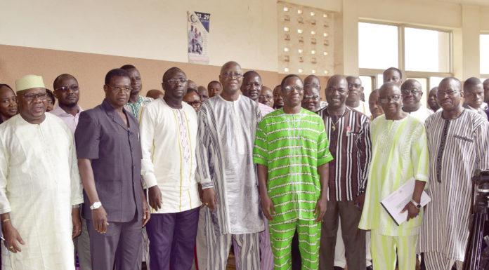 Dialogue gouvernement syndicats