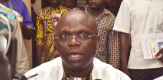 Les médias face aux défis sécuritaire et communautaire