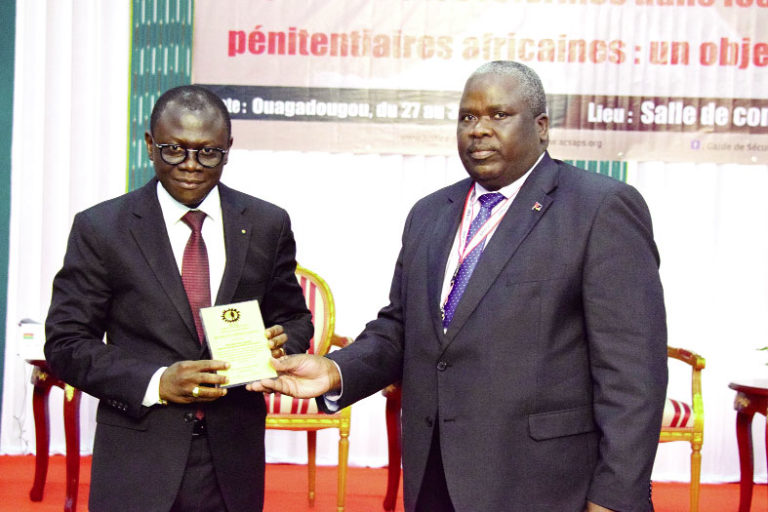 Gestion des systèmes correctionnels en Afrique