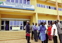 Grève du SYNTSHA Des services vitaux fonctionnent