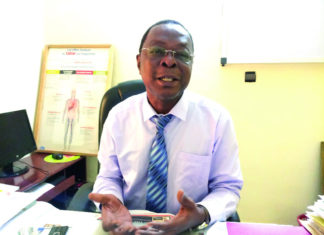 Dr Georges Ouédraogo, pneumologue tabacologue : «Le tabac n’a que des méfaits»