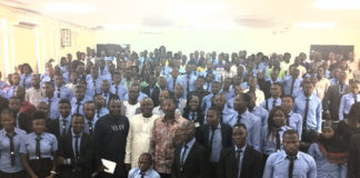 Université Ouaga II 1230 nouveaux juristes reçoivent leur parchemin