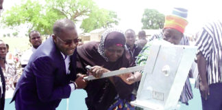 Commune de Yargatenga : Scanning systems offre une pompe hydraulique au village de Hornogo