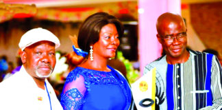 Pagne made in Burkina : le Faso dan fani brille de mille feux à Paris