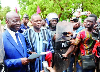 Mutation des médias publics: le SYNATIC monte au Premier ministère