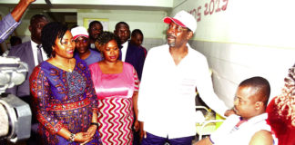 Alassane Bala Sakandé aux syndicats de la santé : «Je souhaite que vous vous surpassiez»