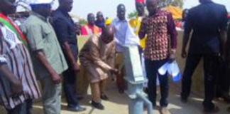 Paul Kaba Thiéba constate l’état d’avancement des forages