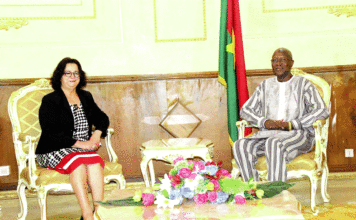 Régulation des médias: Christophe Dabiré reçoit la présidente de la HACA