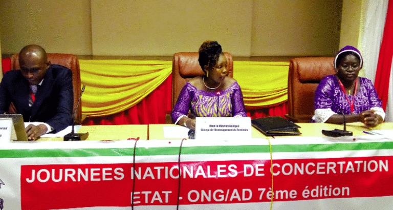 Journée nationale de concertation : Pérenniser l’offre de services  et des financements