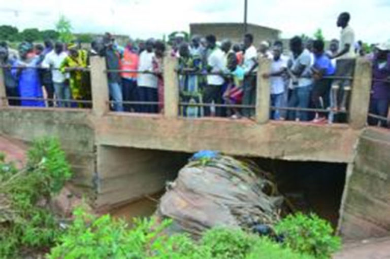 Inondations à Bobo-Dioulasso : Les ministres de l’urbanisme et de la femme, sur les zones à risques