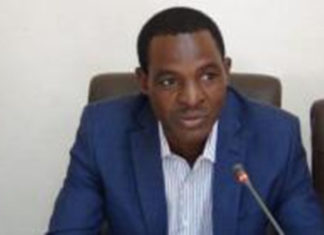 Promouvoir les SIG pour éclairer les prises de décision sur les ressources en eau.