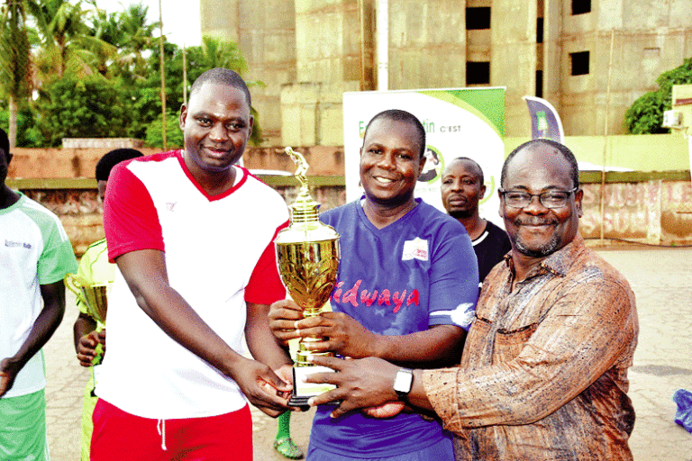 8e TAC: Sidwaya et Frat Mat consolident leur lien par le football