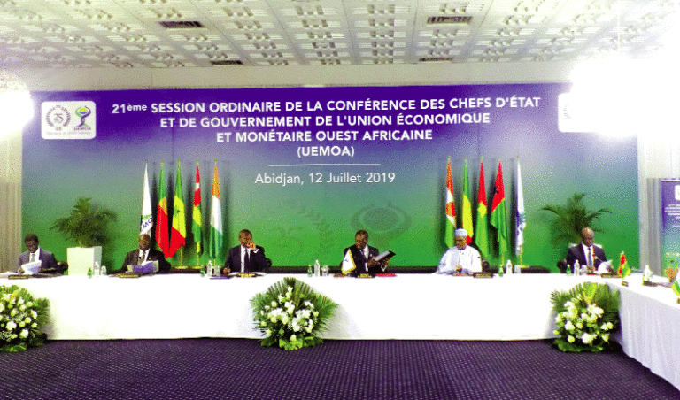 Sommet de l’UEMOA: l’Eco sera arrimée à l’Euro, selon Alassane Ouattara