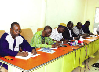 Rupture du dialogue gouvernement-syndicats : l’UAS rejette la faute sur l’exécutif