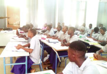 Lycées scientifiques nationaux : que d’équations à résoudre !