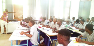 Lycées scientifiques nationaux : que d’équations à résoudre !