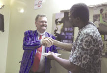 Soutien aux déplacés internes : des vivres et plus d’un million F CFA collectés