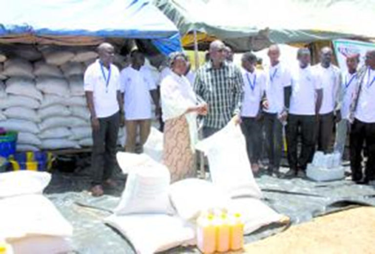 Lancement de la campagne de distribution de vivres à Pobé-Mengao