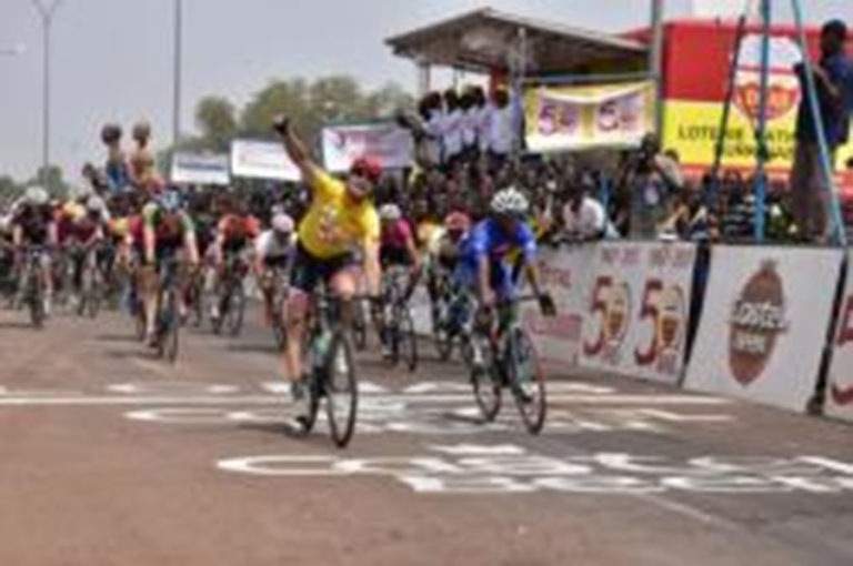 5e étape tour du Faso 2017:Benjamin Stauder toujours en jaune