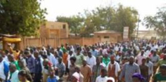 Fada-N’Gourma : Des milliers de personnes ont rendu hommage aux martyrs