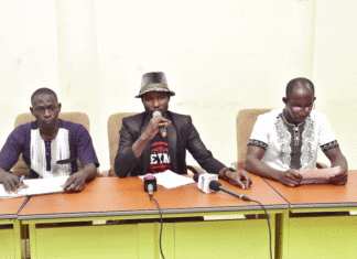 Programme-emplois-jeunes: Les professeurs exigent leur intégration