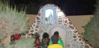 Chez la famille de Prejuce Nakoulma