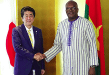 TICAD VII : Roch Kaboré échange avec Shinzo Abe et Antonio Guterres