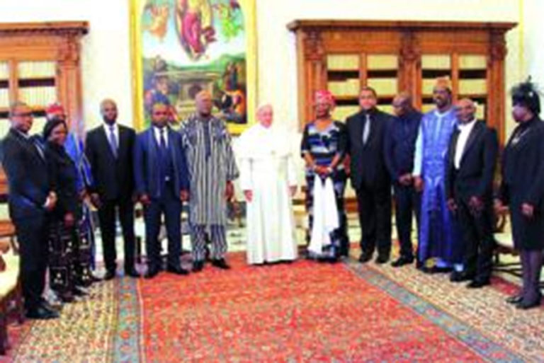Le président du Faso échange avec le pape François