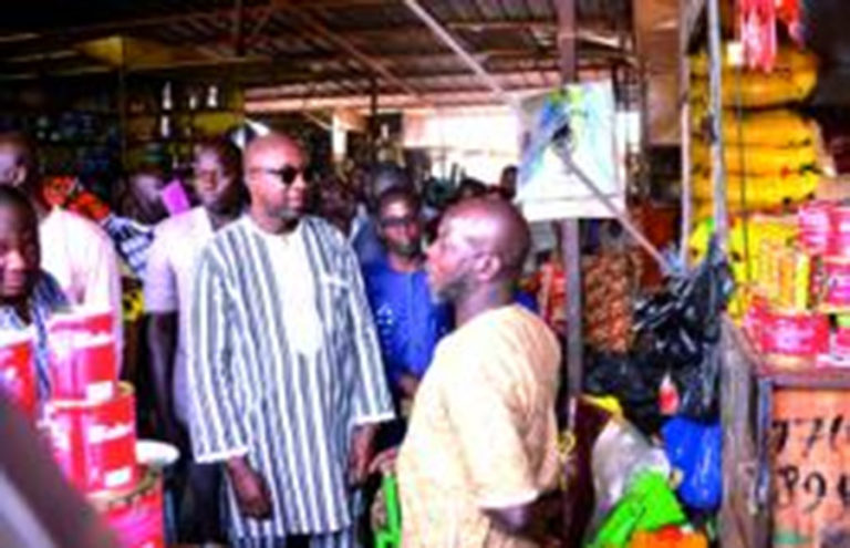 Marché de la cité An II de Ouagadougou : Paul Kaba Thiéba, le client spécial d’une matinée