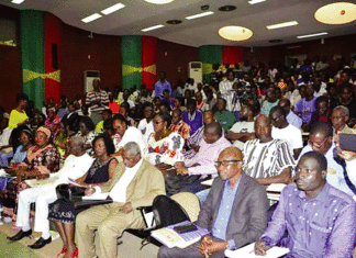 Journée internationale de la démocratie: la participation citoyenne en débat