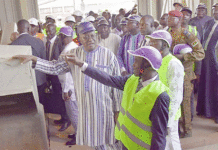 Usine «CIMASSO» : Le Président du Faso séduit par l’investissement