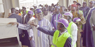 Usine «CIMASSO» : Le Président du Faso séduit par l’investissement