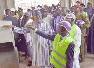 Usine «CIMASSO» : Le Président du Faso séduit par l’investissement