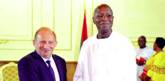 Coopération Burkina-France : l’ambassadeur, Luc Hallade, sollicite les conseils du Premier ministre