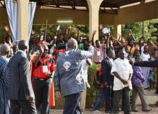 Roch Marc Christian aux artistes: »Je m’engage à créer les conditions propices … »