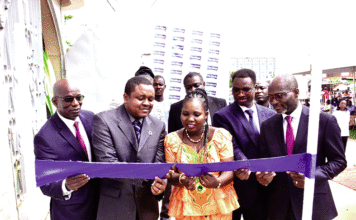 Financement des petits entrepreneur: la SOFIPE devient Pan african microfinance