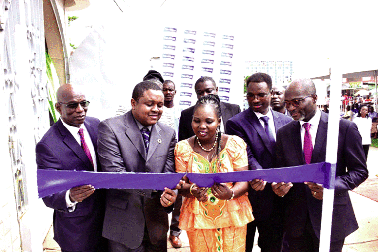 Financement des petits entrepreneur: la SOFIPE devient Pan african microfinance